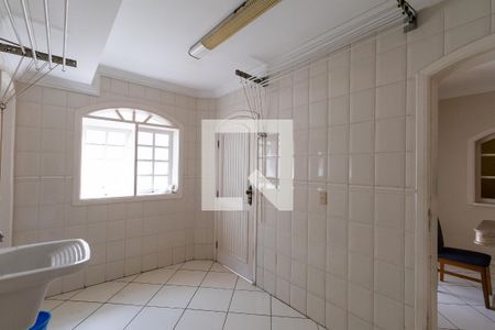 Casa de condomínio à venda com 550m², 4 quartos e 6 vagasÁrea de Serviço