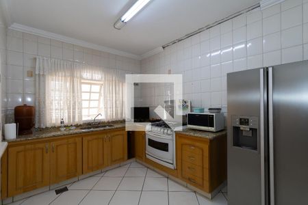 Casa de condomínio à venda com 550m², 4 quartos e 6 vagasCozinha