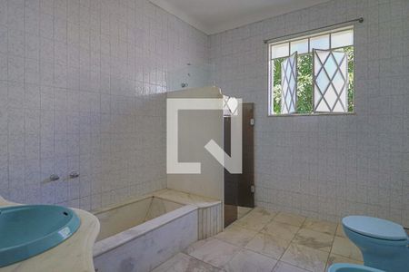 Casa para alugar com 300m², 4 quartos e 3 vagasBanheiro 1
