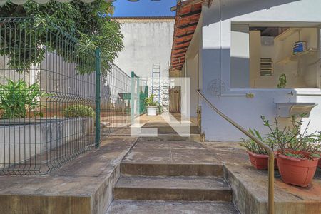 Casa para alugar com 300m², 4 quartos e 3 vagasQuintal