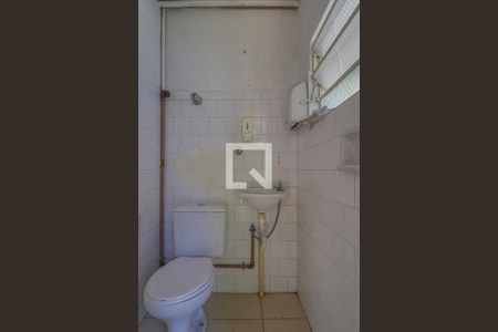 Casa para alugar com 300m², 4 quartos e 3 vagasBanheiro de Serviço