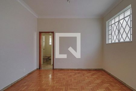 Sala de casa para alugar com 4 quartos, 300m² em Carmo, Belo Horizonte