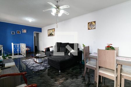 Casa à venda com 180m², 3 quartos e 1 vagaSala