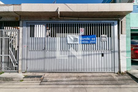 Casa à venda com 180m², 3 quartos e 1 vagaFachada