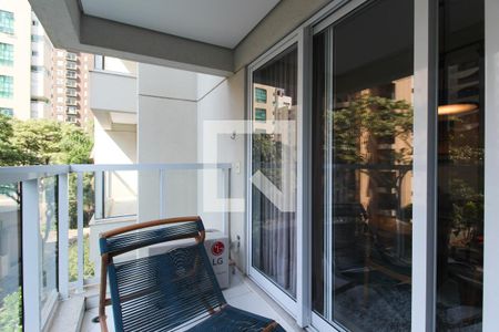 Varanda  de apartamento para alugar com 1 quarto, 49m² em Jardim Europa, São Paulo