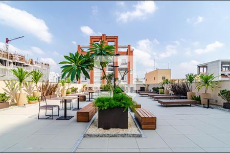 Studio à venda com 25m², 1 quarto e sem vaga Studio à venda com 25m², 1 quarto e sem vagaRooftop