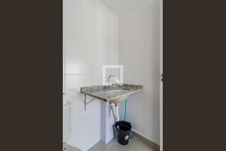 Studio à venda com 25m², 1 quarto e sem vaga Studio à venda com 25m², 1 quarto e sem vagaBanheiro