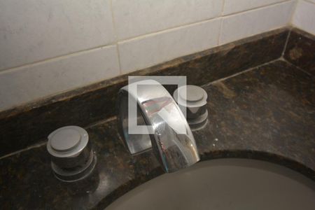 Apartamento à venda com 60m², 2 quartos e sem vagaBanheiro - Torneira