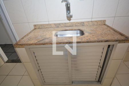 Apartamento à venda com 60m², 2 quartos e sem vagaCozinha e Área de Serviço