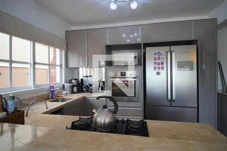 Cozinha de casa de condomínio à venda com 3 quartos, 177m² em Vila Jardim, Porto Alegre