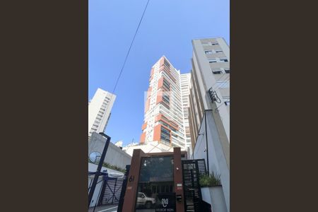 Studio para alugar com 40m², 1 quarto e 1 vaga Studio para alugar com 40m², 1 quarto e 1 vagaFachada