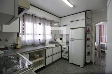 Apartamento à venda com 211m², 3 quartos e 3 vagas Apartamento à venda com 211m², 3 quartos e 3 vagasCozinha