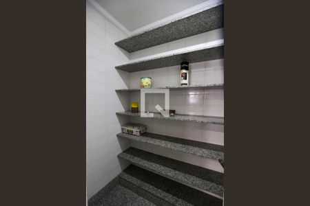 Apartamento à venda com 211m², 3 quartos e 3 vagas Apartamento à venda com 211m², 3 quartos e 3 vagasDespensa