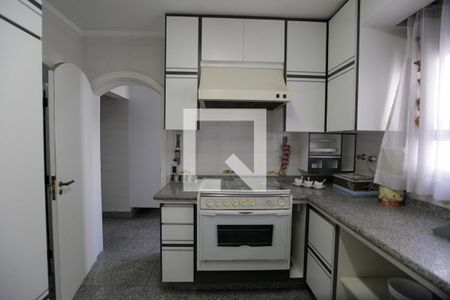 Apartamento à venda com 211m², 3 quartos e 3 vagas Apartamento à venda com 211m², 3 quartos e 3 vagasCozinha
