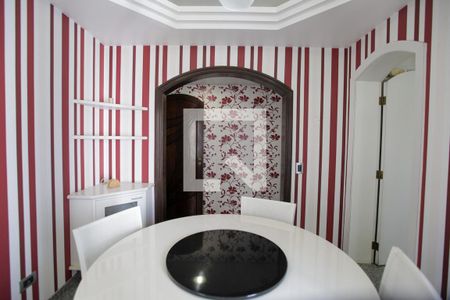 Apartamento à venda com 211m², 3 quartos e 3 vagas Apartamento à venda com 211m², 3 quartos e 3 vagasSala de Jantar