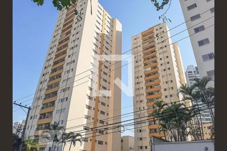 Apartamento para alugar com 80m², 2 quartos e 1 vaga Apartamento para alugar com 80m², 2 quartos e 1 vagaFachada