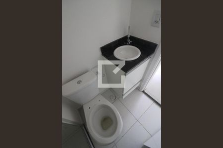 Apartamento para alugar com 39m², 2 quartos e sem vagaBanheiro