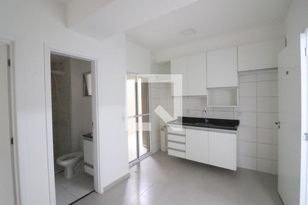 Sala/Cozinha de apartamento para alugar com 2 quartos, 39m² em Parada Inglesa, São Paulo