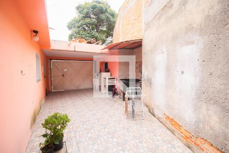 Casa à venda com 136m², 3 quartos e 2 vagas Casa à venda com 136m², 3 quartos e 2 vagasQuintal