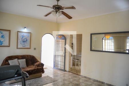 Sala de casa à venda com 3 quartos, 120m² em Jardim dos Oliveiras, Campinas