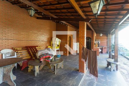 Casa à venda com 720m², 4 quartos e 4 vagas Casa à venda com 720m², 4 quartos e 4 vagasÁrea da Churrasqueira