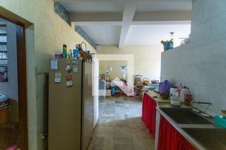 Casa à venda com 720m², 4 quartos e 4 vagas Casa à venda com 720m², 4 quartos e 4 vagasÁrea de Serviço