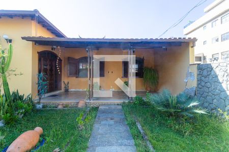 Casa à venda com 720m², 4 quartos e 4 vagas Casa à venda com 720m², 4 quartos e 4 vagasJardim