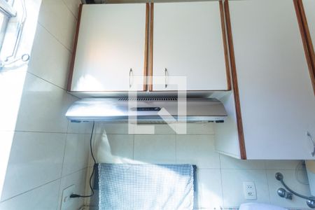 Casa à venda com 720m², 4 quartos e 4 vagas Casa à venda com 720m², 4 quartos e 4 vagasExaustor