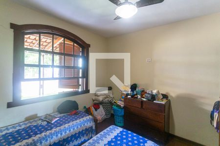 Casa à venda com 720m², 4 quartos e 4 vagas Casa à venda com 720m², 4 quartos e 4 vagasQuarto 3