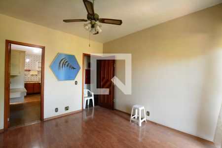 Sala de apartamento para alugar com 2 quartos, 54m² em Irajá, Rio de Janeiro