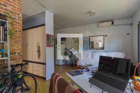 Sala de casa à venda com 4 quartos, 300m² em Jardim Itu, Porto Alegre