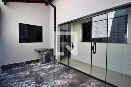 Casa à venda com 237m², 4 quartos e 4 vagasÁrea de sol