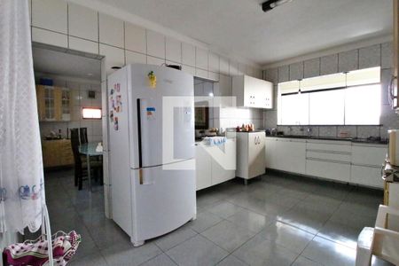 Casa à venda com 237m², 4 quartos e 4 vagasCozinha