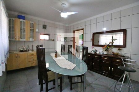 Casa à venda com 237m², 4 quartos e 4 vagasCopa