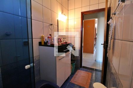 Casa à venda com 237m², 4 quartos e 4 vagasBanheiro do Quarto 3 (suíte)