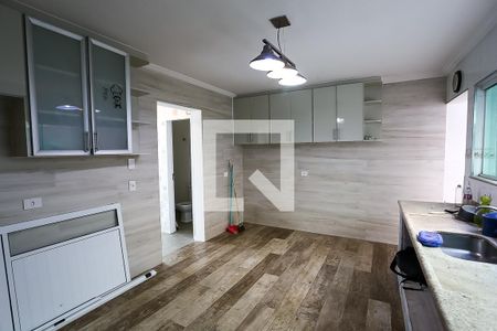 Apartamento à venda com 200m², 3 quartos e 3 vagascozinha 