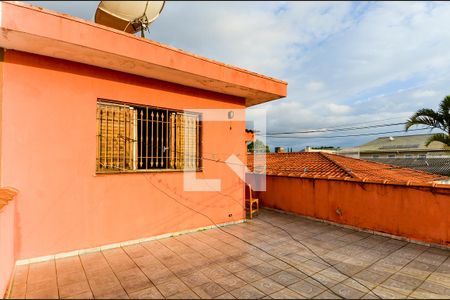 Casa à venda com 243m², 3 quartos e 2 vagasVaranda