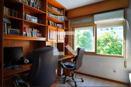 Escritório de apartamento para alugar com 3 quartos, 240m² em Bom Fim, Porto Alegre