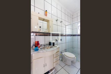 Casa à venda com 193m², 3 quartos e 5 vagasBanheiro da Suíte 1