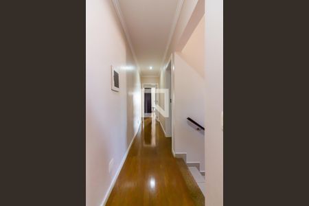 Casa à venda com 193m², 3 quartos e 5 vagasCorredor