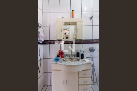 Casa à venda com 193m², 3 quartos e 5 vagasBanheiro da Suíte 1