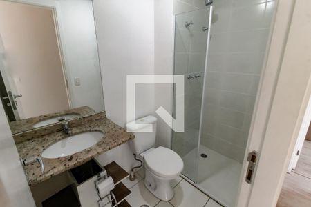 Banheiro de apartamento para alugar com 2 quartos, 50m² em Parque Reboucas, São Paulo