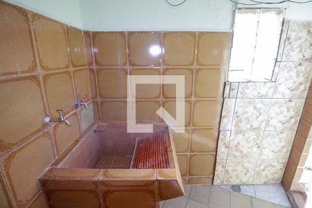 Casa para alugar com 50m², 1 quarto e sem vagaÁrea de Serviço