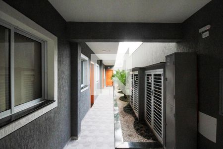 Corredor de apartamento para alugar com 2 quartos, 41m² em Jardim Independência, São Paulo