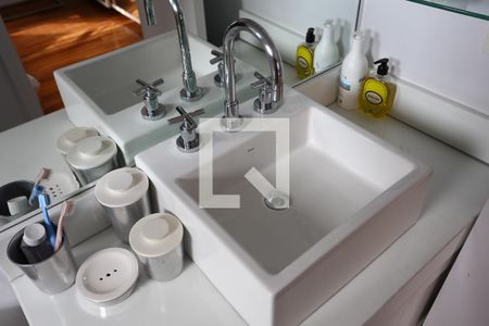 Apartamento para alugar com 70m², 2 quartos e 2 vagasBanheiro da Suíte 
