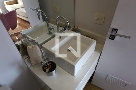 Apartamento para alugar com 70m², 2 quartos e 2 vagasLavabo