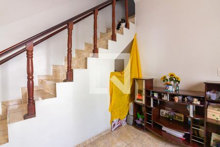 Sala de casa à venda com 5 quartos, 200m² em Pestana, Osasco