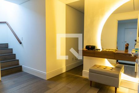 Hall de entrada de apartamento à venda com 2 quartos, 110m² em Vila Maria Baixa, São Paulo