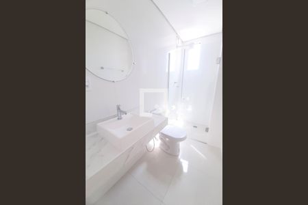 Apartamento para alugar com 60m², 2 quartos e 1 vaga Apartamento para alugar com 60m², 2 quartos e 1 vagaBanheiro
