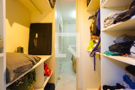 Apartamento à venda com 150m², 4 quartos e 1 vagaCloset da Suíte